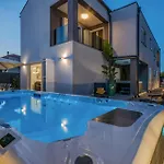 In Biograd With Heated Swimming Pool Ferienhaus Weißenburg