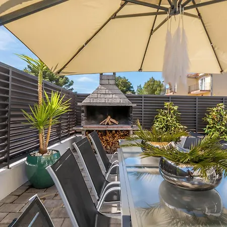 Holiday home Amazing In Biograd With Kitchen