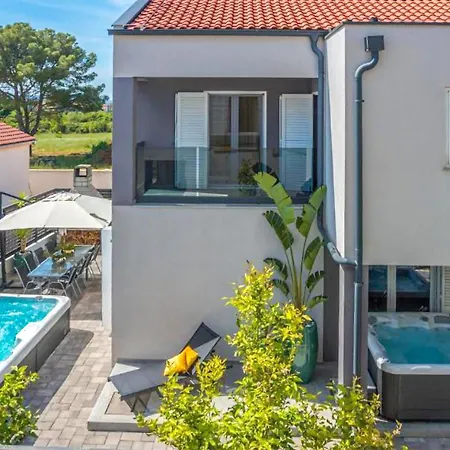Casa vacanze Luxurious In Biograd Biograd Na Moru