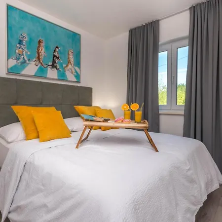 Stunning In Biograd *