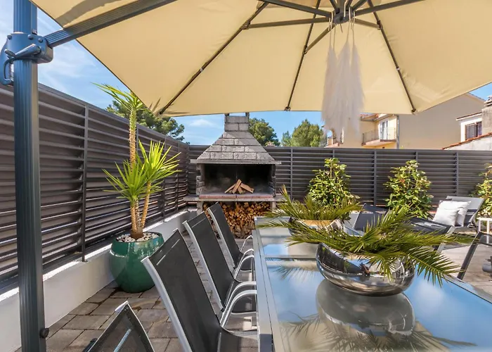 Ferienhaus Stunning In Biograd